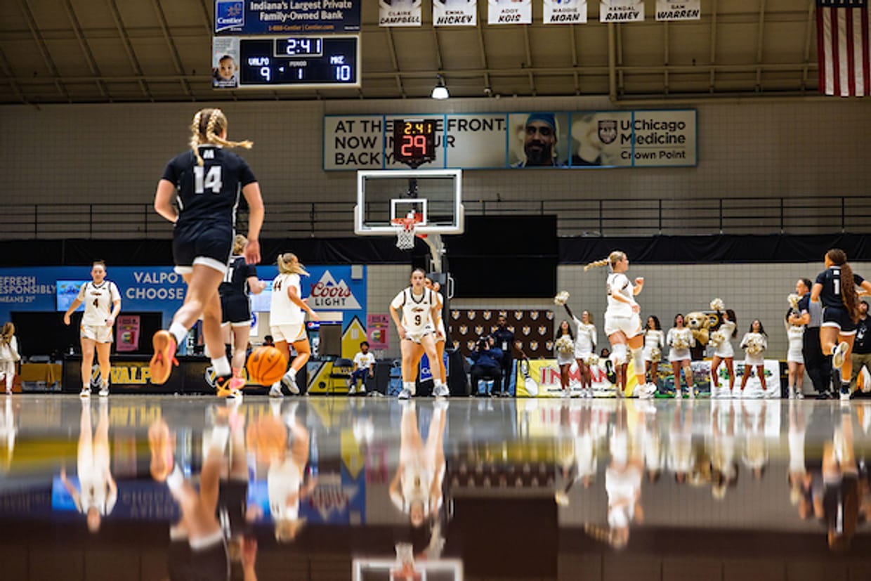 Valpo Women's Basketball vs Drake