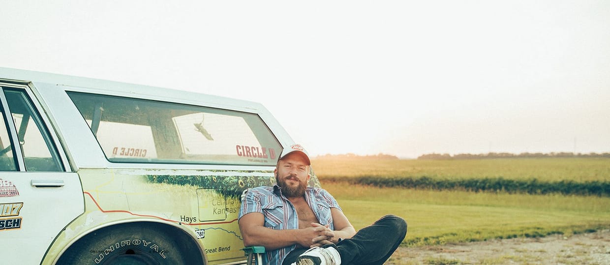 Logan Mize acoustic at Friend Country Club - CANCELED