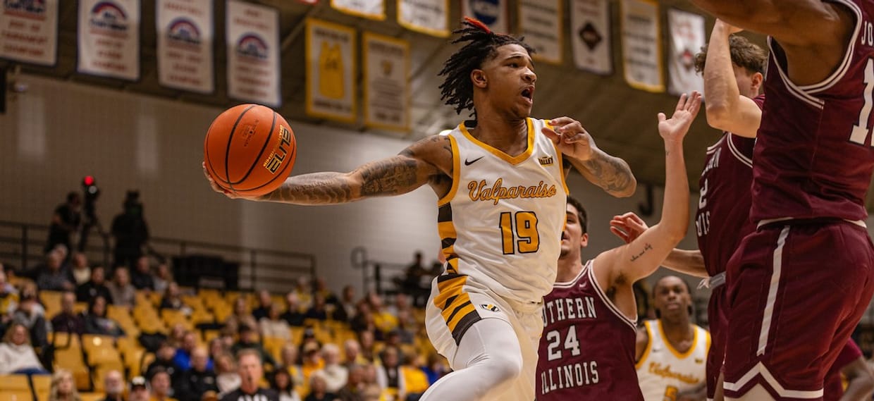 Valpo Basketball vs Southern Illinois