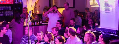 Steh auf Comedy - Comedy & Dance Special am 13.12.2025