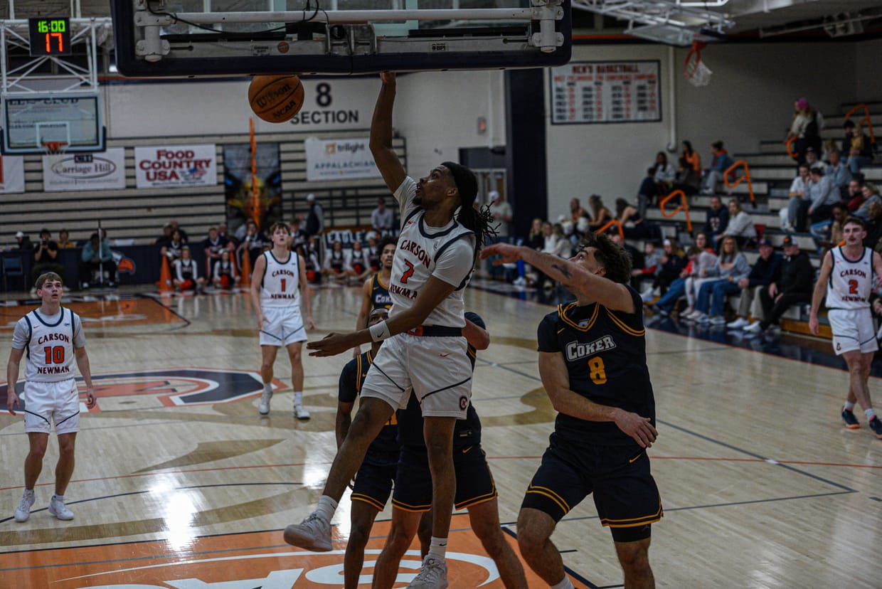 Men's Basketball vs Lander