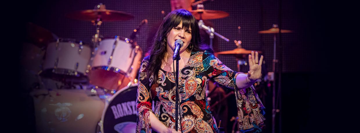 Ronstadt Revue featuring Gesenia