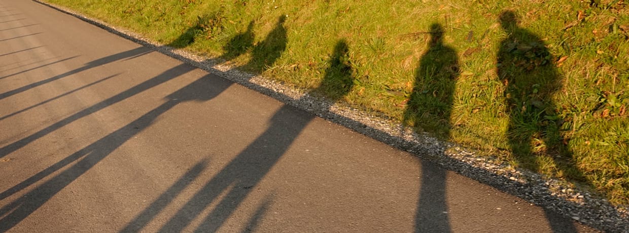 Vom Gehen in der Natur, allein und in Gruppen