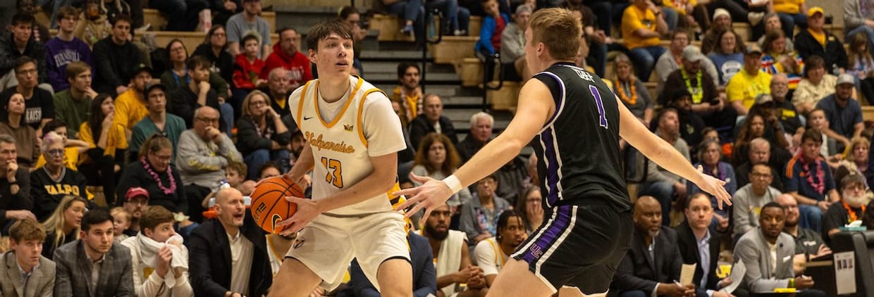 Valpo Basketball vs Evansville