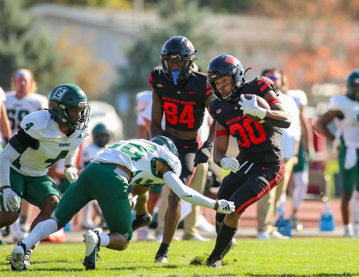 WOU Football vs Eastern New Mexico University 