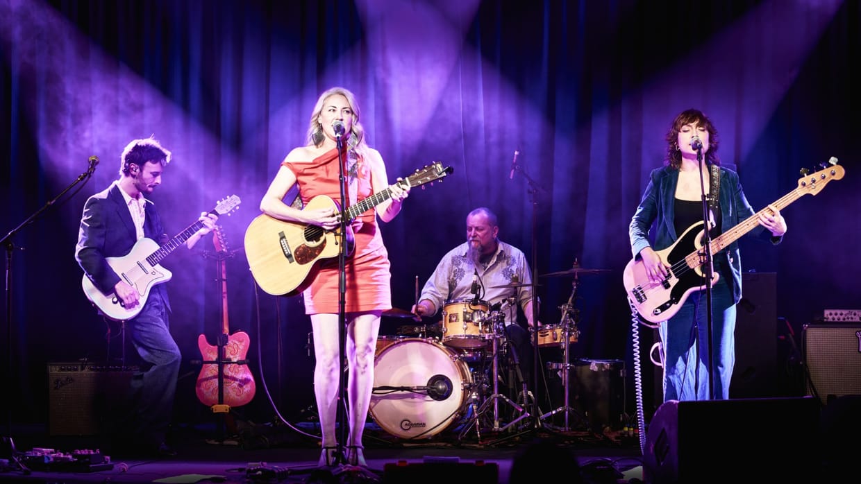 THE AUDREYS "Between Last Night & Us 20th Anniversary Tour" (Duo)