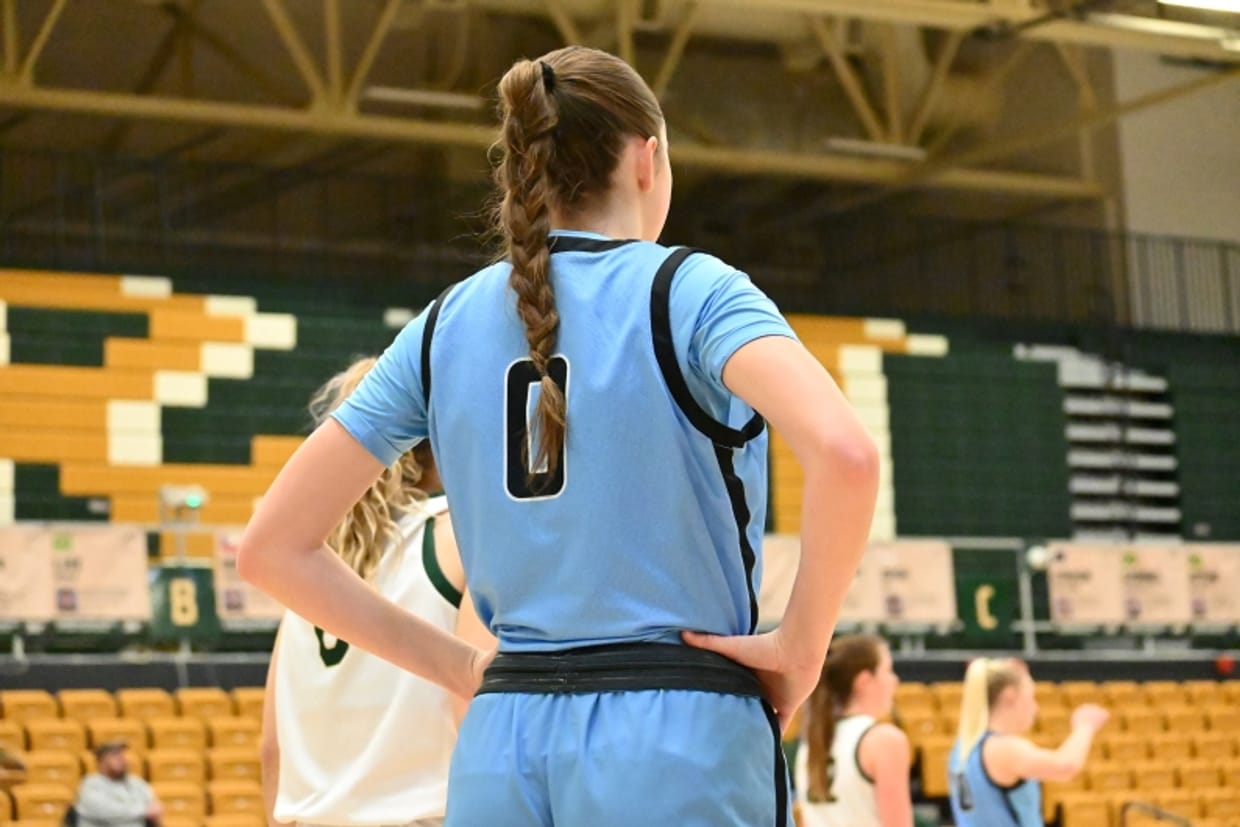 Upper Iowa vs Waldorf (Women's Basketball)