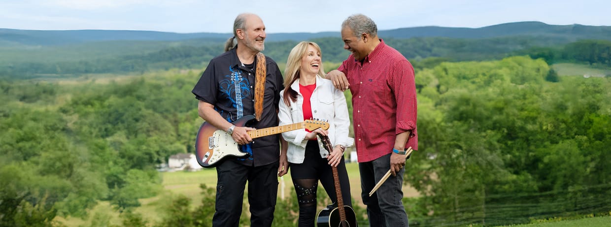 Carrie Zazz Band