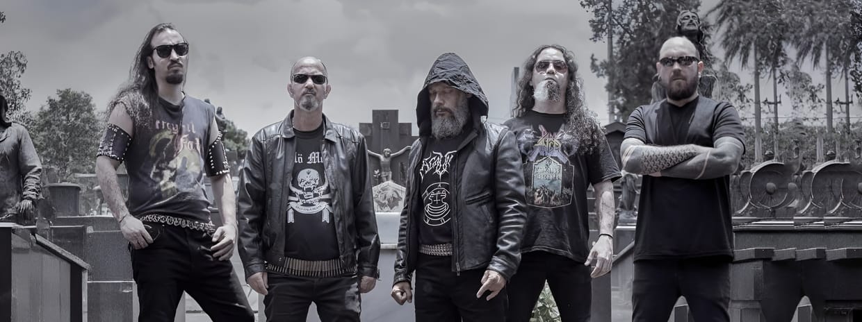 THE LAWS & GERALDO MINELLI PERFORMING SARCOFAGO (BRA)		