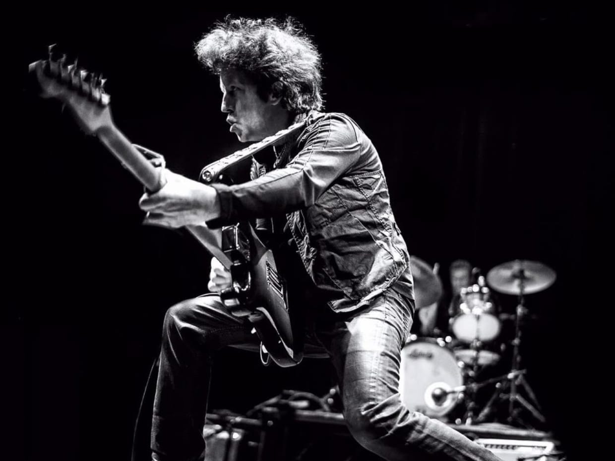 Willie Nile: A Career Retrospective Show w/ Barleyjuice