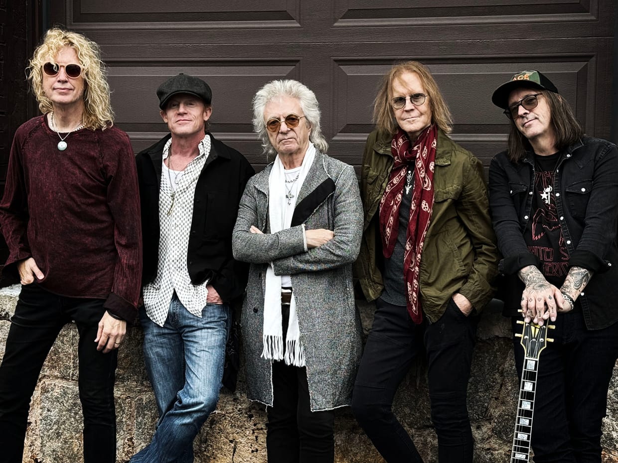 Close Enemies featuring Tom Hamilton of Aerosmith