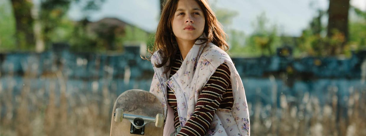 SKATEBOARDING IS NOT FOR GIRLS (#319)