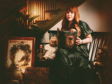 Amy Bruni - Walking with Ghosts: An Evening of True Crime Hauntings