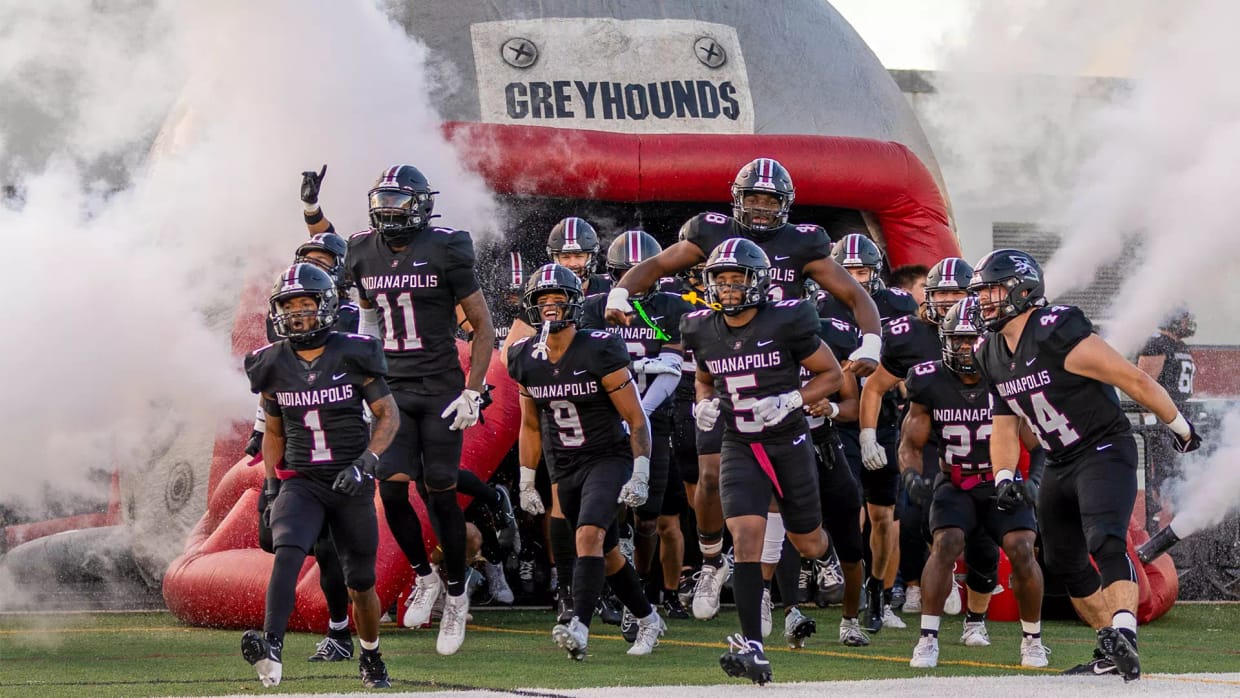 Stadium Club vs. FIndlay