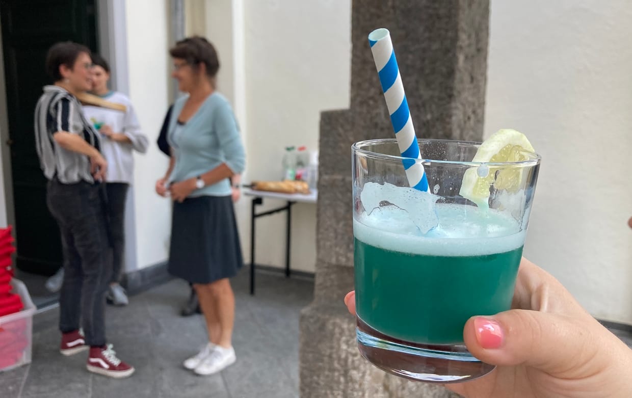 3 Werke, 1 Drink