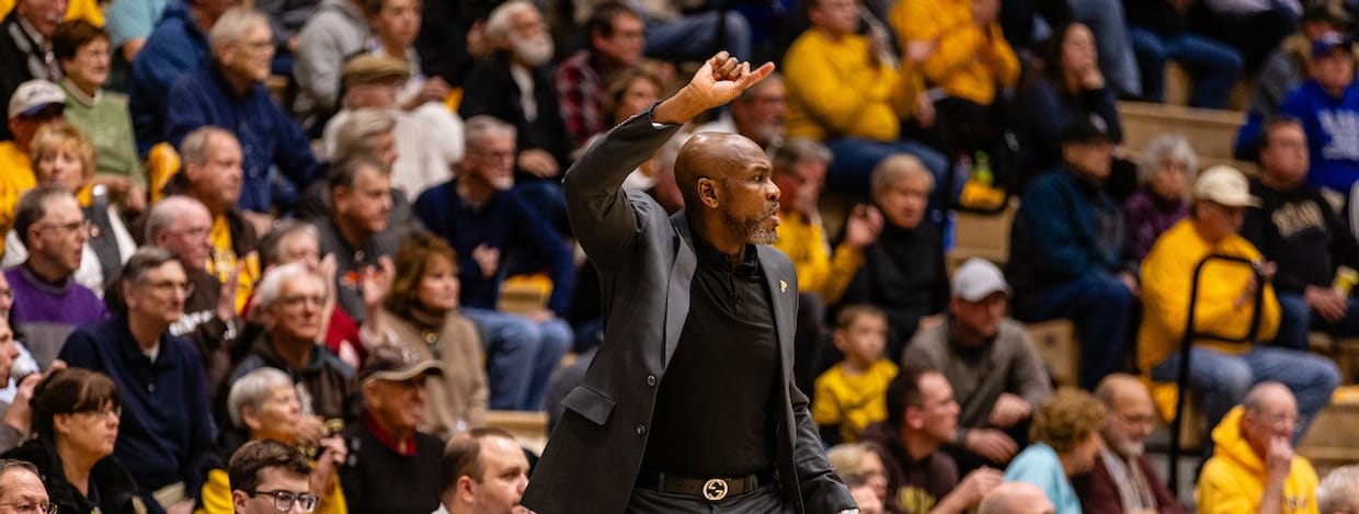 Valpo Basketball vs Central Michigan