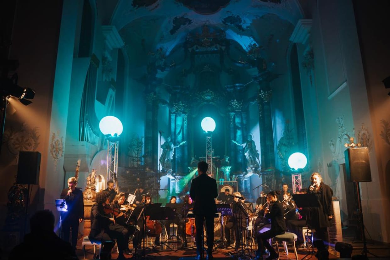 Rings - Zwischen Hockenheim, Bayreuth und Mittelerde – Klangkonzerte mit Rock-Sinfonieorchester in Herbolzheim