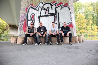 MASSIVE + SYNDICATE 25