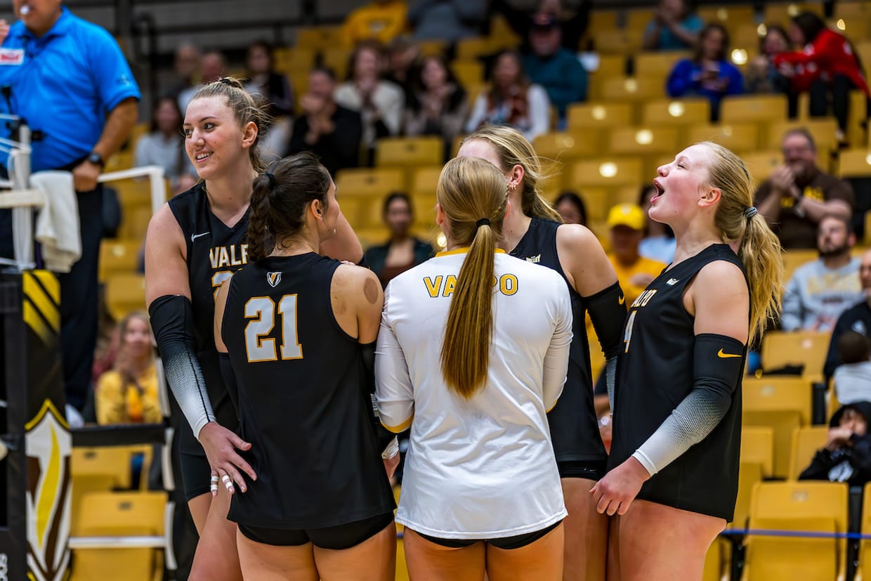 Valpo Volleyball vs UNI