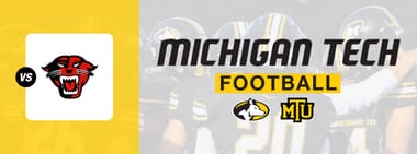 Huskies Football vs Davenport