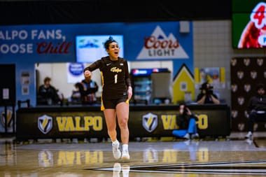 Valpo 2026-27 Women's Basketball Season Tickets