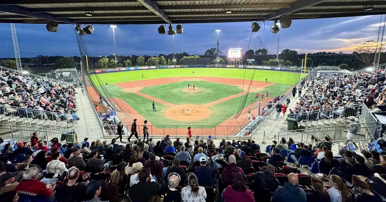 Melbourne Aces vs Canberra Cavalry