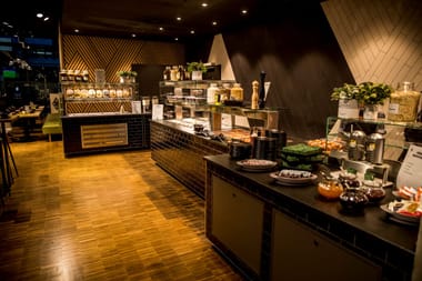 Sonderstadionführung Frühstück im Park