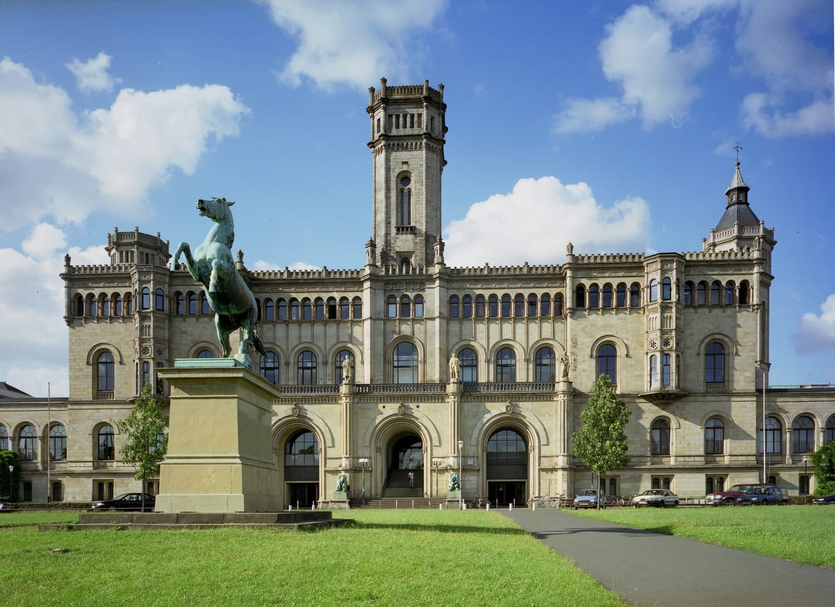 Leibniz Universität Hannover - Institute for Risk and Reliability