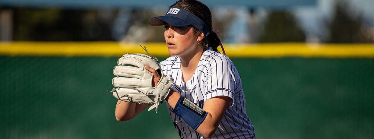 Softball vs. Western Washington