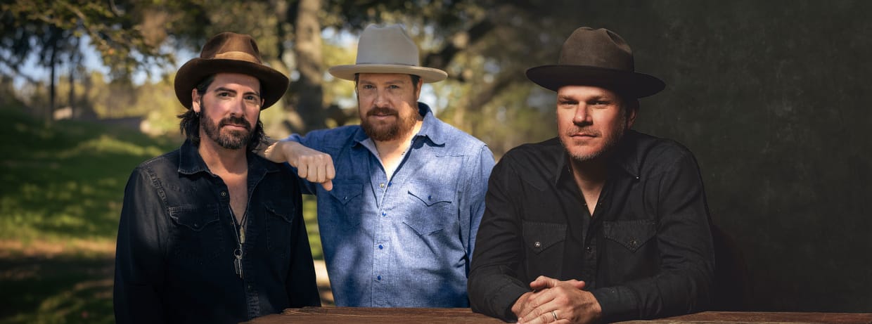 Micky and the Motorcars (Acoustic) / Jason Eady