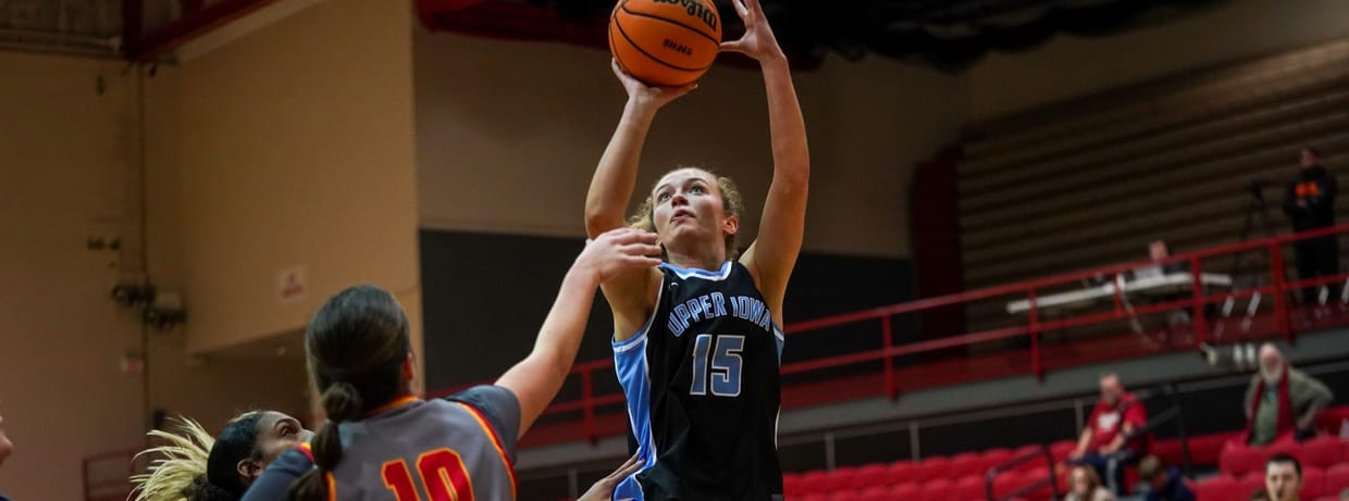 Upper Iowa vs. Viterbo (Women's Basketball)