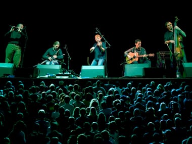 Lúnasa	with special guests Daoiri Farrell and Cathal Hayden