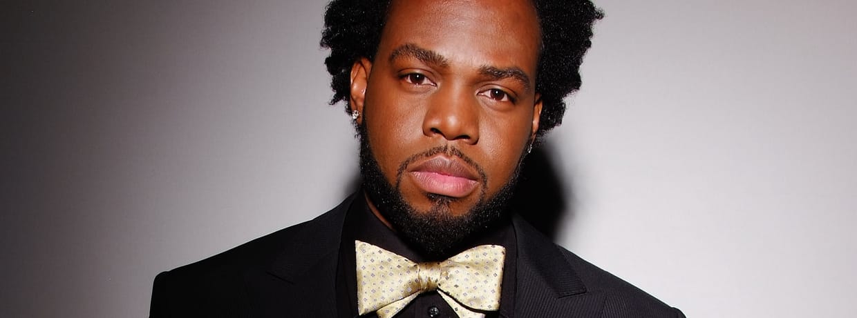 Dwele