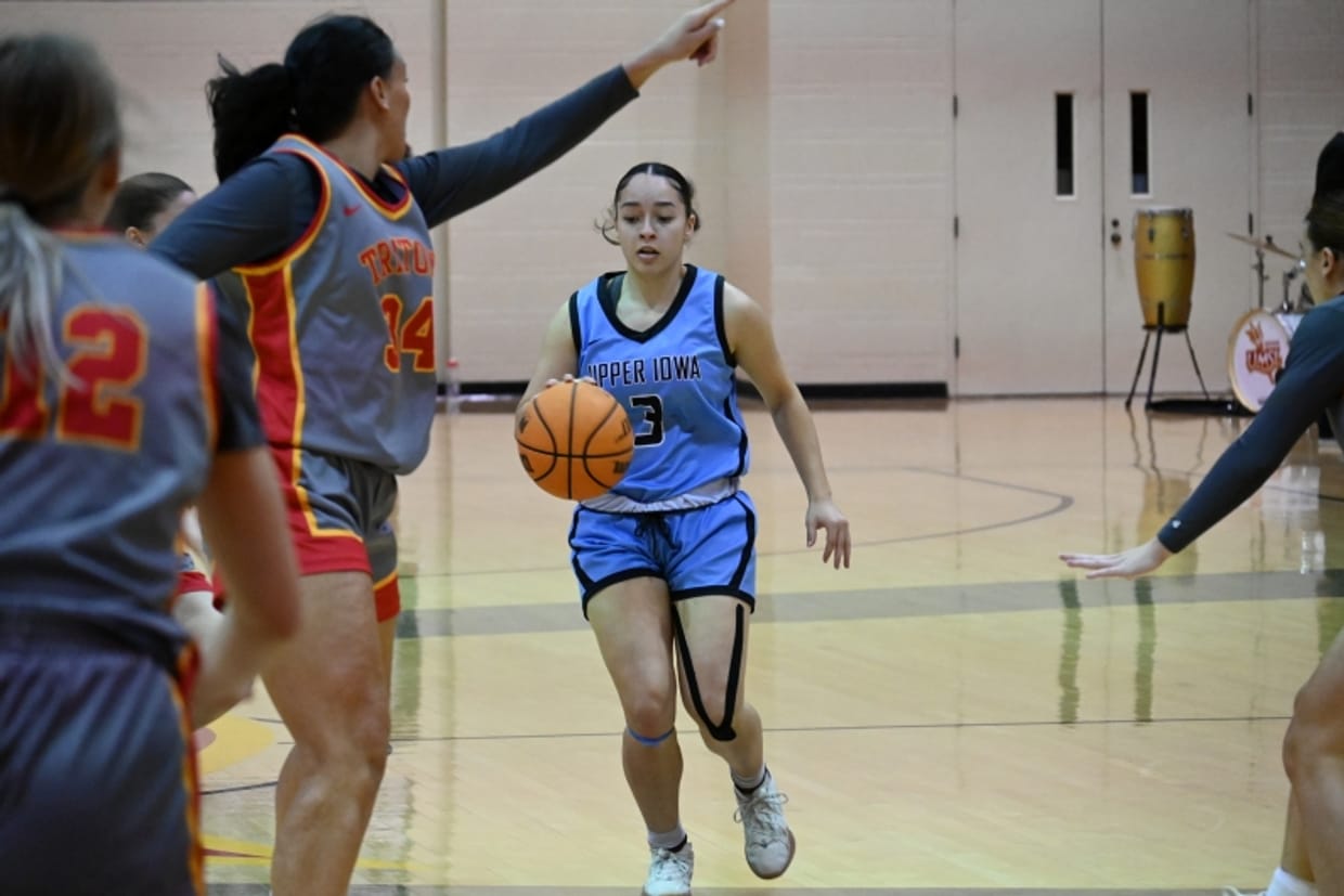 Upper Iowa vs Roosevelt (Women's Basketball)