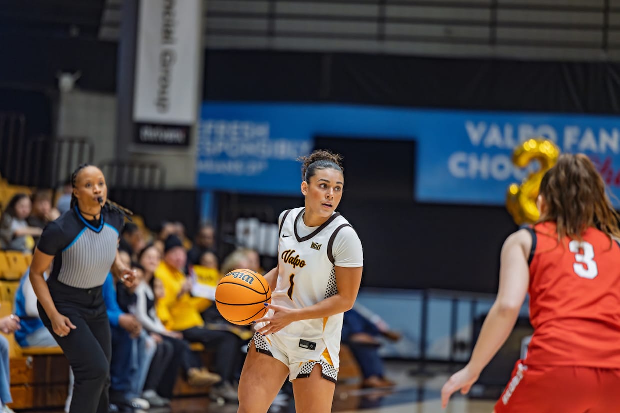 Valpo Women's Basketball vs Wisconsin