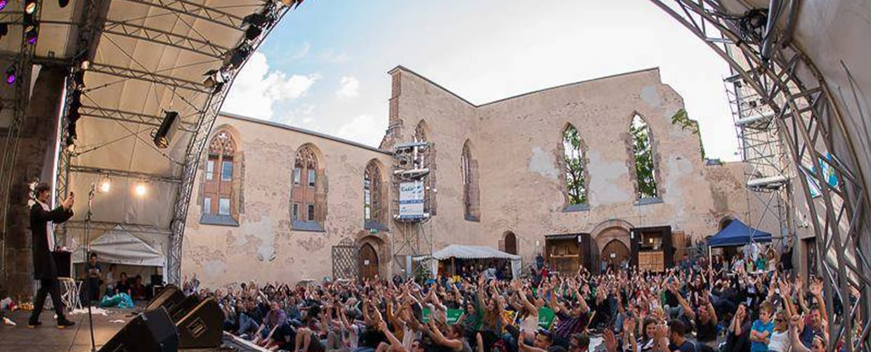 Musik & Picknick in der Ruine