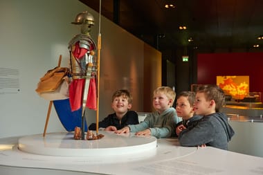Sommerferienprogramm mit Familienführung