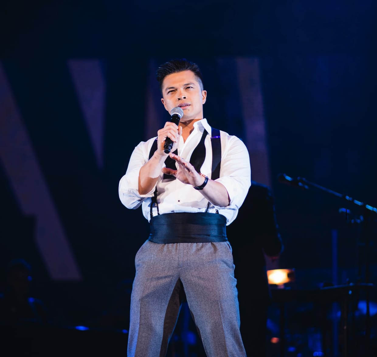 LA TI DO Broadway Cabaret feat. Vincent Rodriguez III