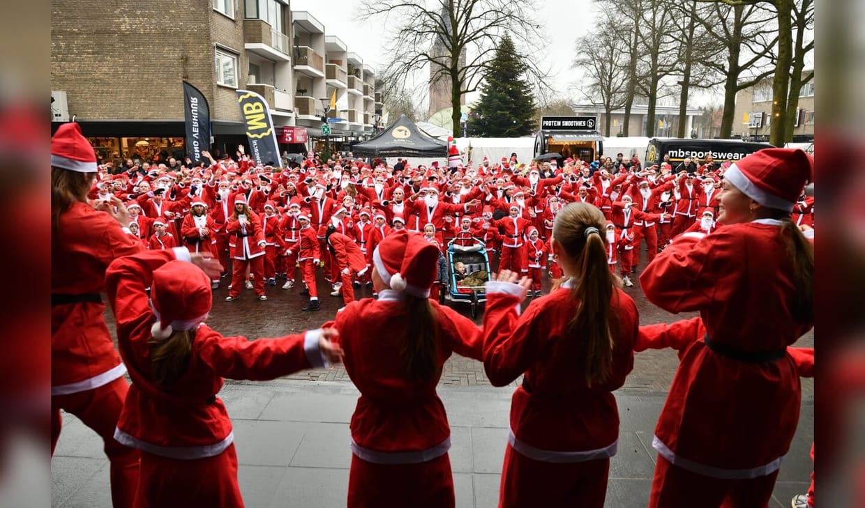 MB Promotion | Santa Run