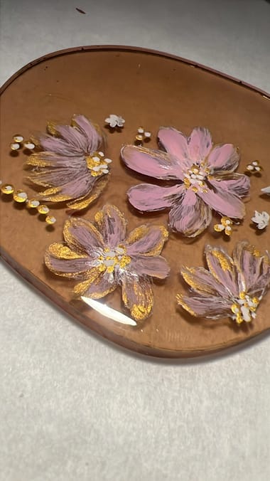 Resin Art: Create & Pour Your Own Art with Marwa Labib