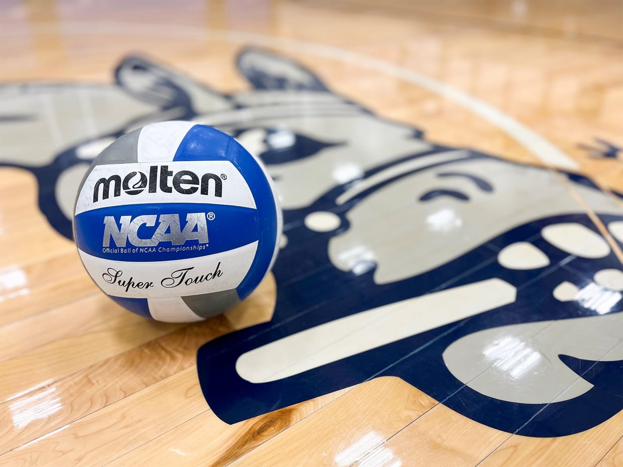 Volleyball vs Fort Lewis