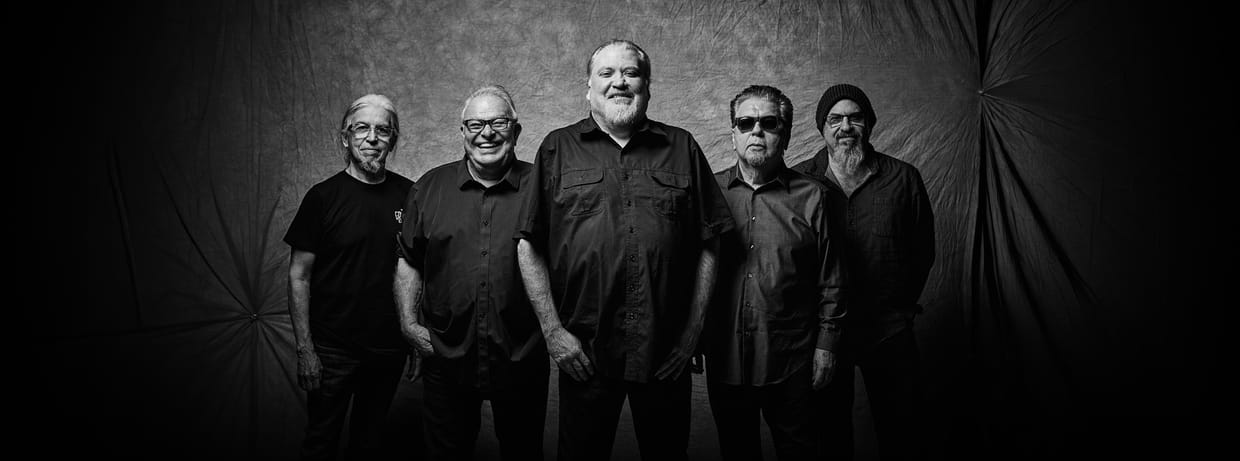 Los Lobos