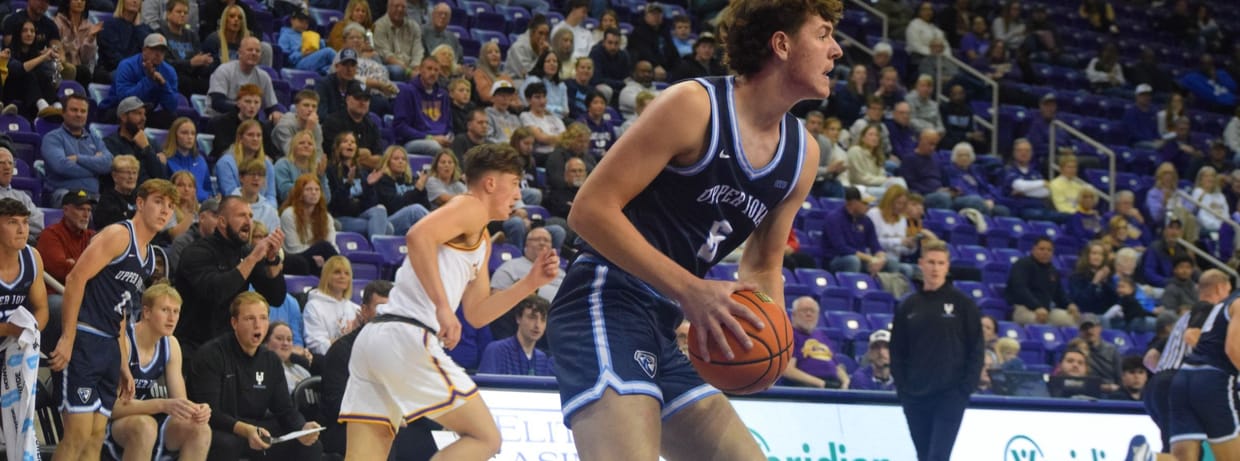 Upper Iowa vs. Crown College (Men's Basketball)
