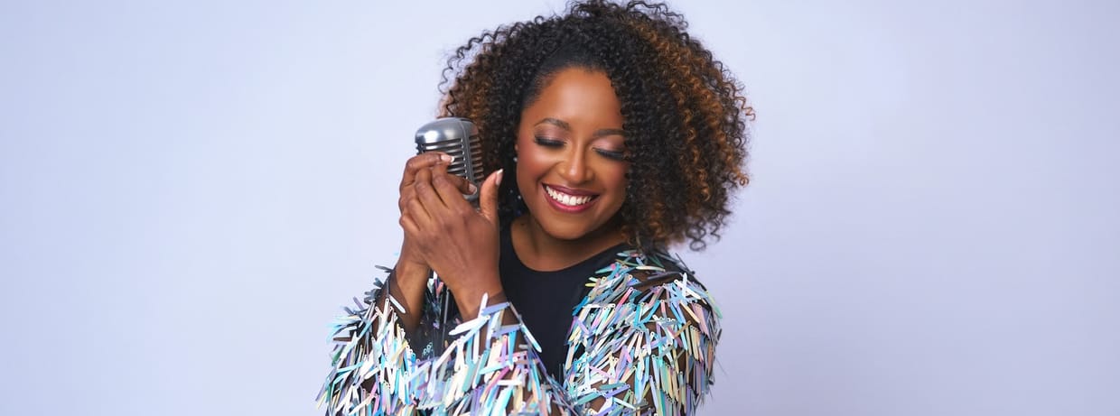 Simbryt: The Voice & The Fire: A Tribute to Whitney Houston & Chaka Khan