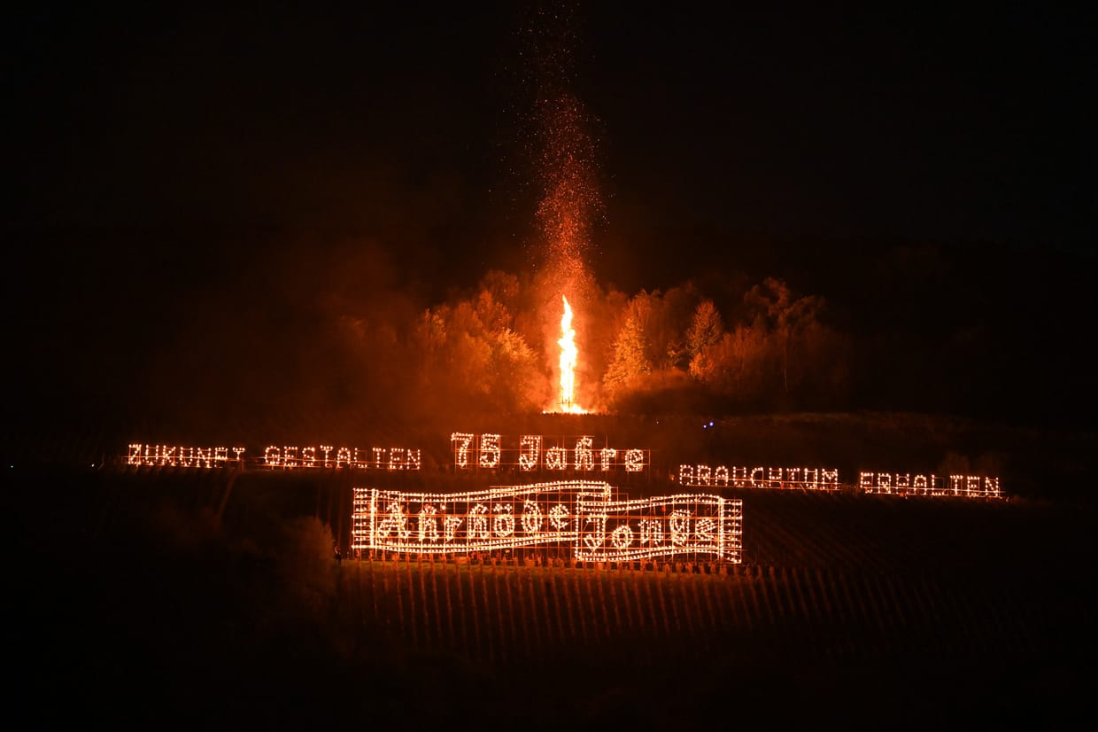 Feuerzauber 1- Wanderung zu den St. Martins-Schaubildern mit einem Gläschen Wein und anschließender Einkehr