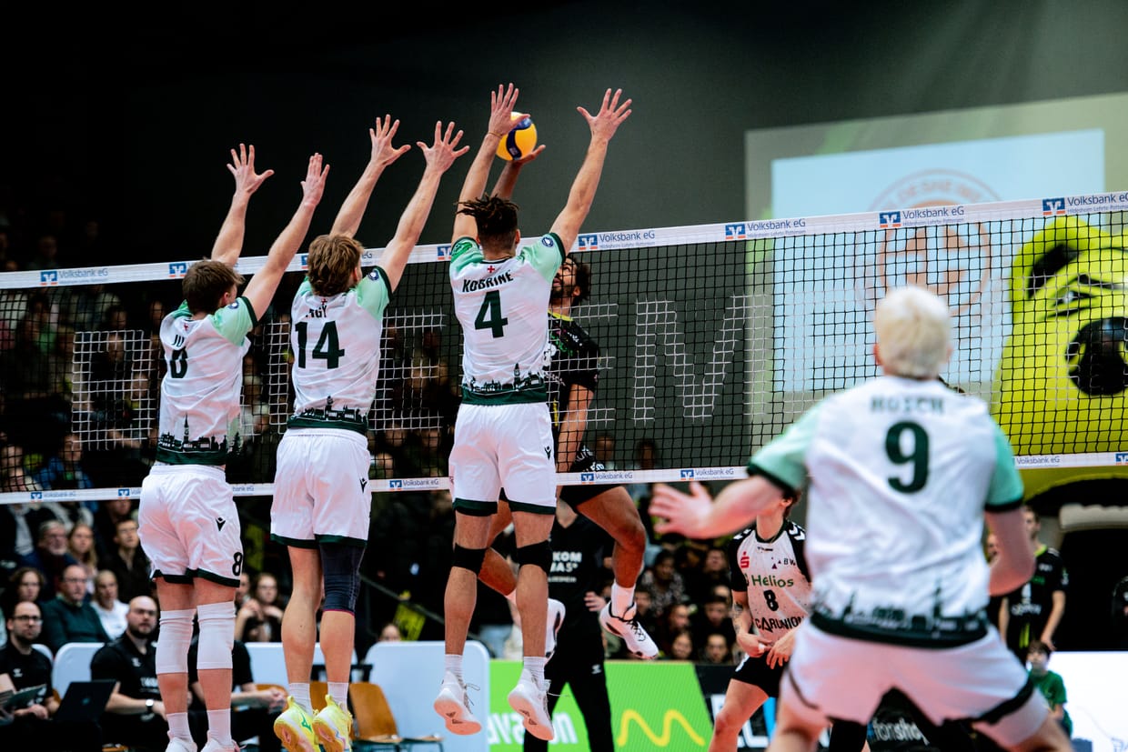 Helios GRIZZLYS vs. Ft 1844 Freiburg