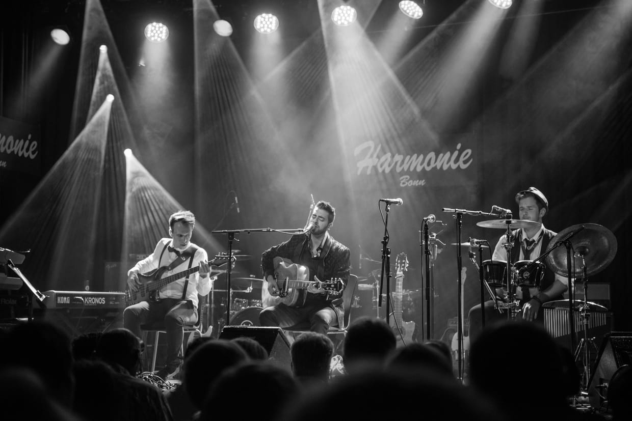 Christian Meringolo & Friends - Acustico