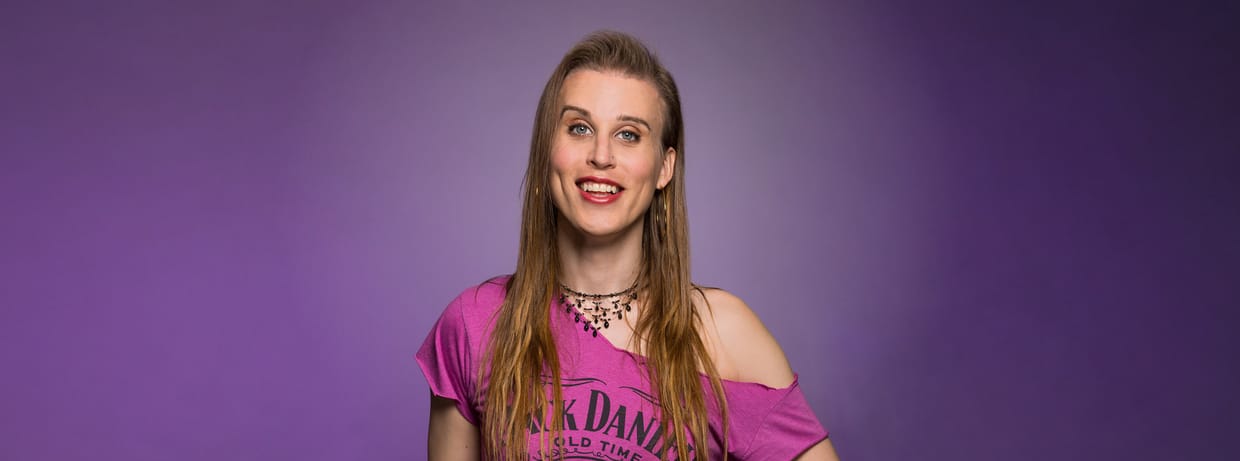 Ava Val