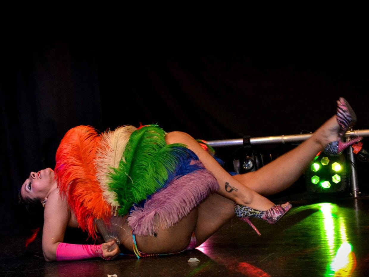 Glitter and Glow: Velvet Hearts Pittsburgh Burlesque Pride Celebration