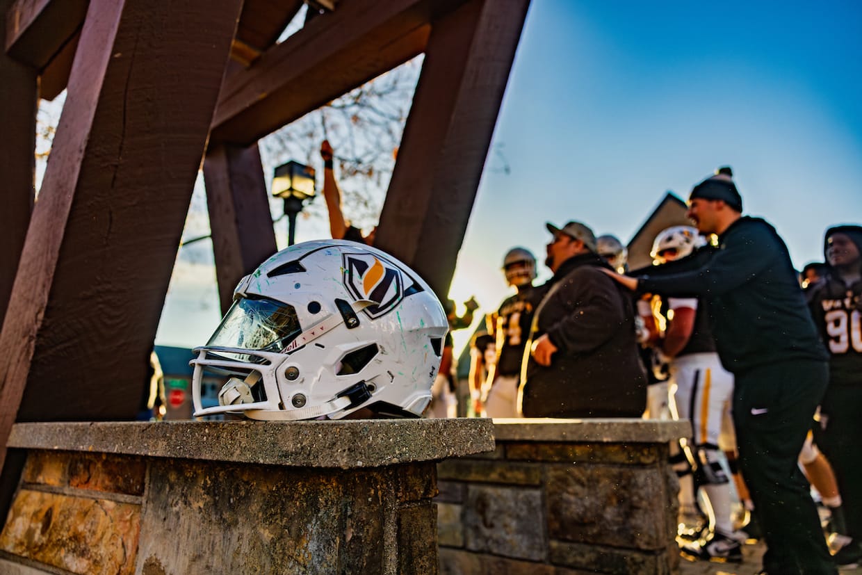 Valpo Football vs St. Thomas